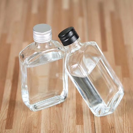 晶白玻璃瓶是怎么生产的